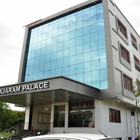 Sai Rajaram Palace Ширди Экстерьер фото
